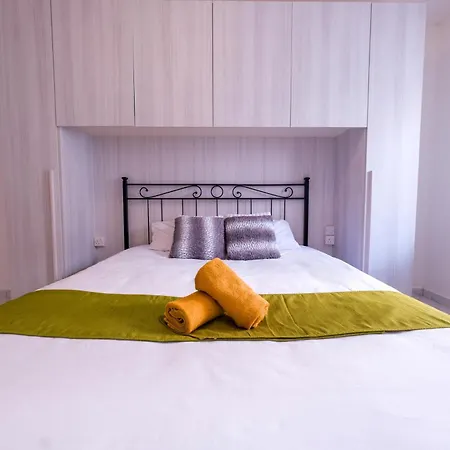 Swieqi Next To Paceville Nightlife And Perfect For Groups Is-Swieqi